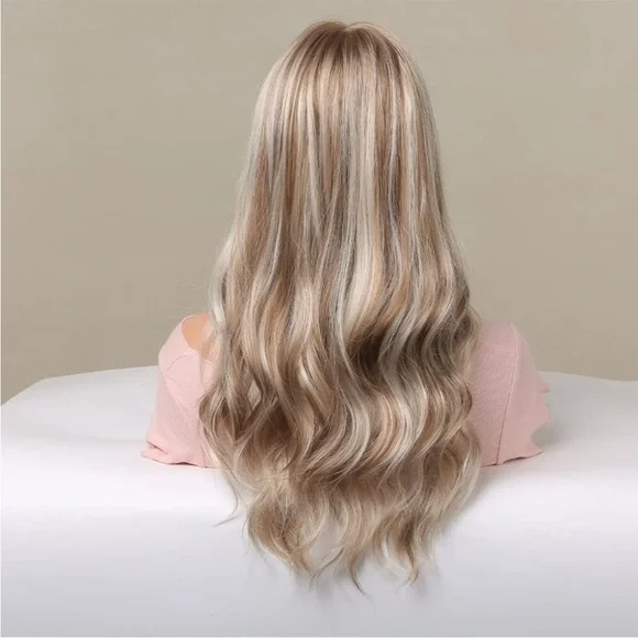 22” Blonde Highlight Lace Wig New